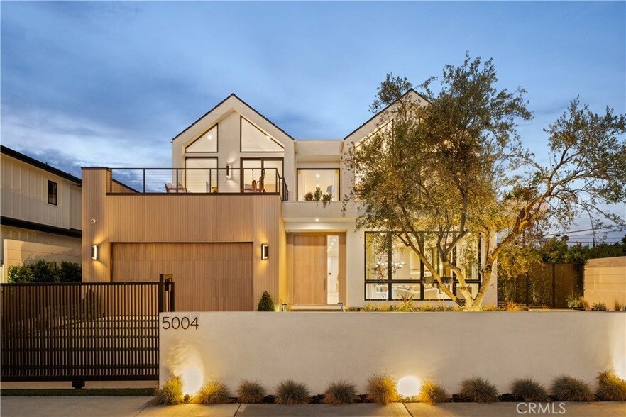 Foto principal - 5006 Enfield Ave