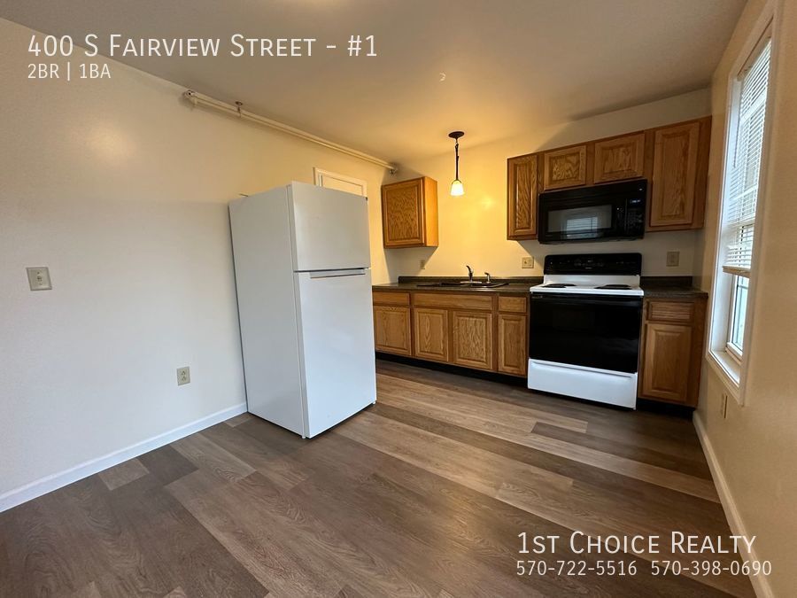 Primary Photo - 2 bedroom remodeled townhouse for rent!