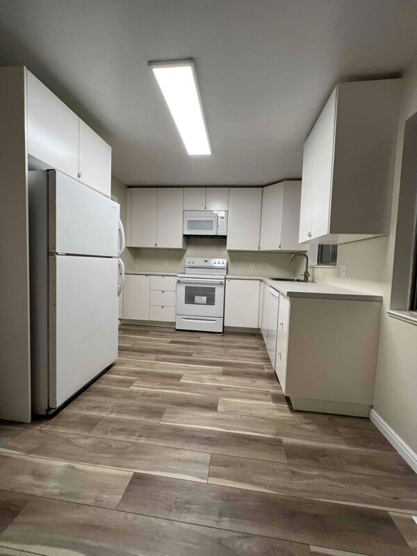 1362 E 3900 S Unit Apt. A, Millcreek, UT 84124 Room for Rent in