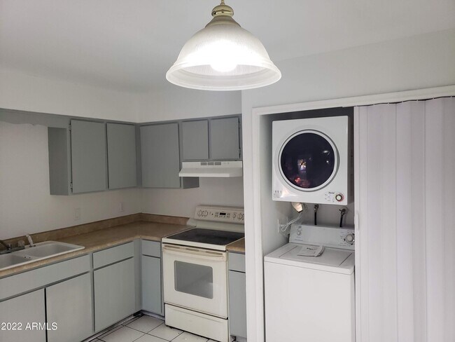 Foto del edificio - 867 W Ray Rd