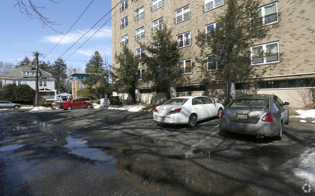 Foto del edificio - West House Apartments