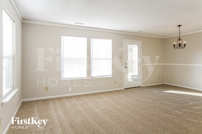 Foto del edificio - 2435 Redland Ln