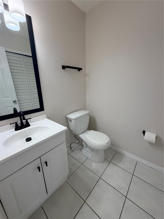 Foto del edificio - 1625 Long Ridge Ct