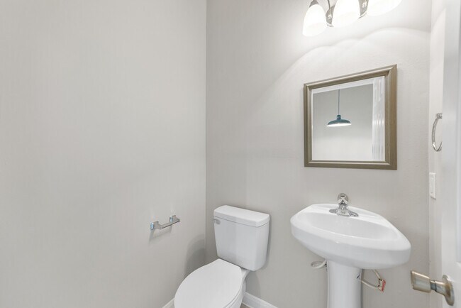 Foto del edificio - Townhomes on Anita