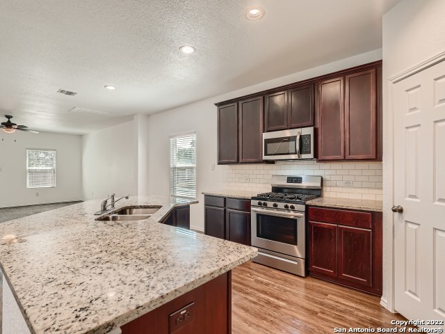Building Photo - 15111 Pandion Dr
