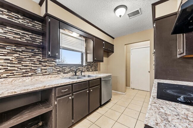 Foto del edificio - 614 Circle Creek Dr
