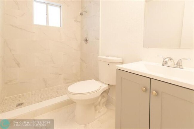 Foto del edificio - 837 NW 57th St