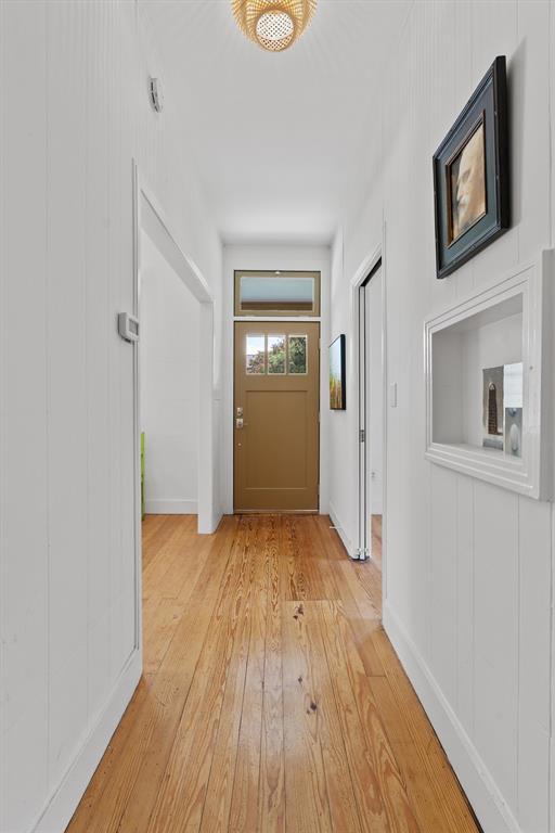 Foto del edificio - 1011 E 9th St