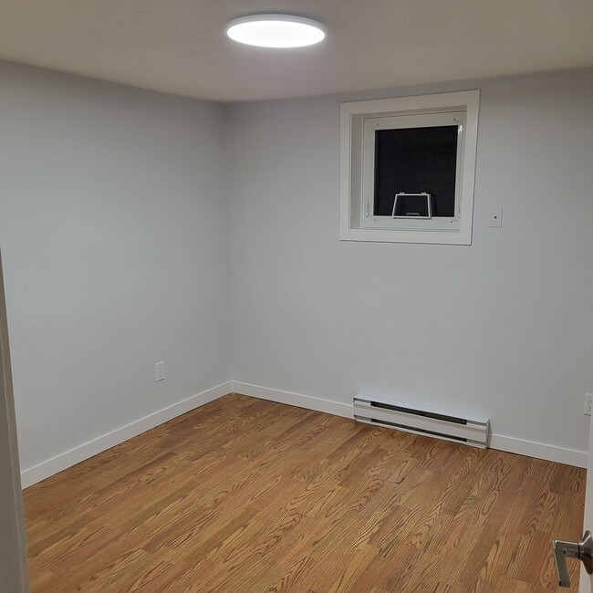 Building Photo - 2945 Quadra St