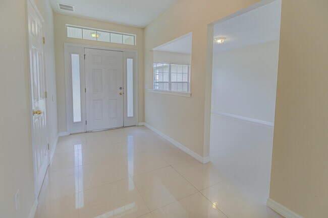 Foto del edificio - 1337 SW Ingrassina Ave