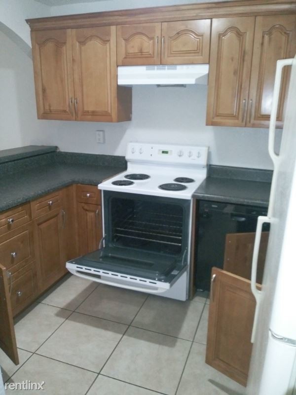 Building Photo - 2 br, 2 bath Condo - 7640 forest city rd. ...