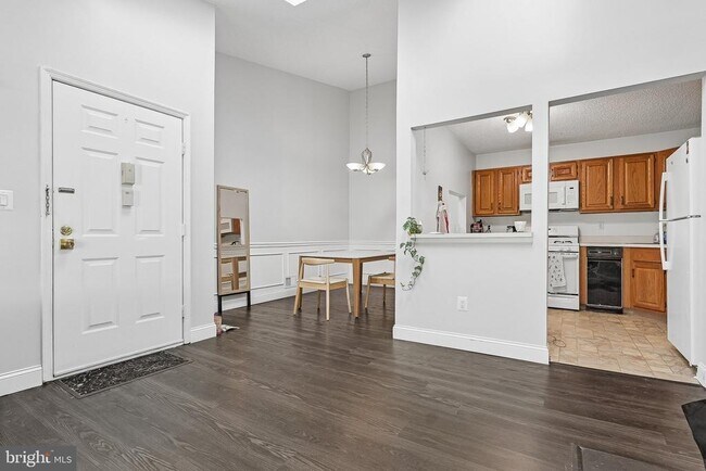 Foto del edificio - 11 Poillon Ct