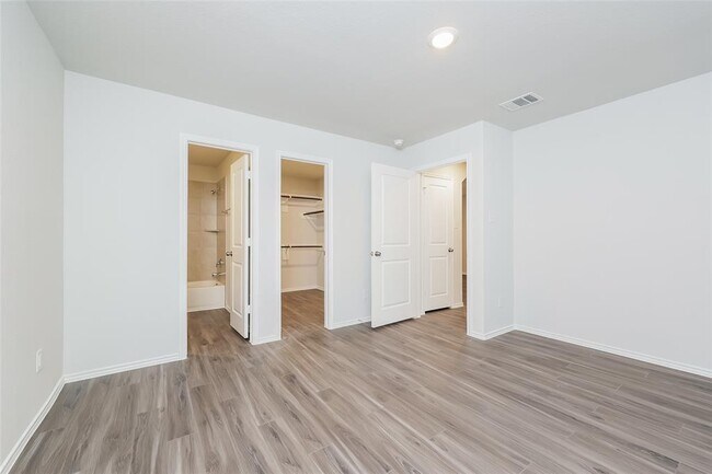 Building Photo - 22215 Red Knot Run