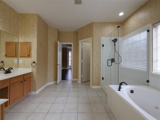 Foto del edificio - 8509 Bridgend Ct