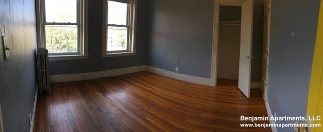 Foto del edificio - 1350 Commonwealth Ave