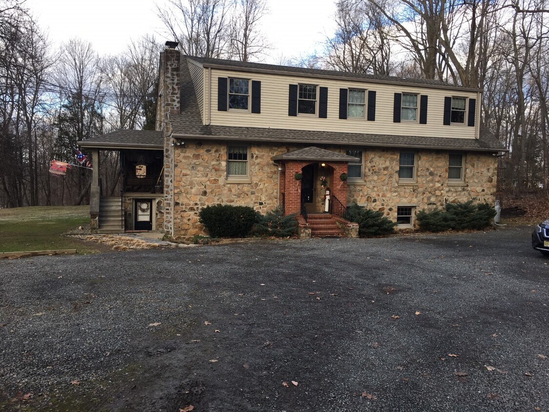 Front of house - 107 Reinman Rd