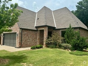 Building Photo - 1317 Chelham Ln