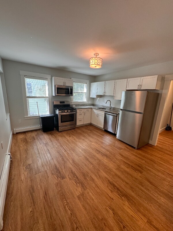 Building Photo - 15 Stanton St