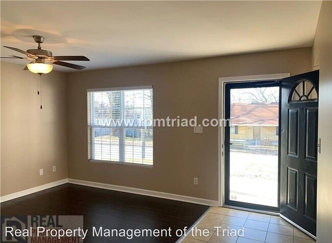 Building Photo - 3 br, 2 bath House - 1327 N Dunleith Ave