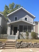 Building Photo - 2005 Hillside Ave