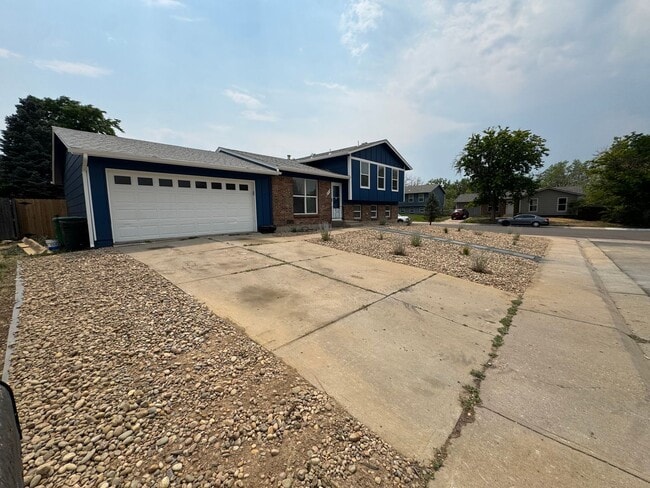 Photo - Fully renovated Aurora home