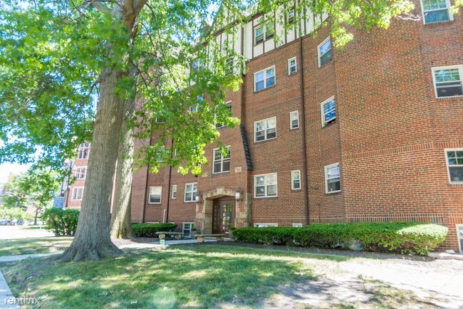 Foto del edificio - 12505 Edgewater Dr