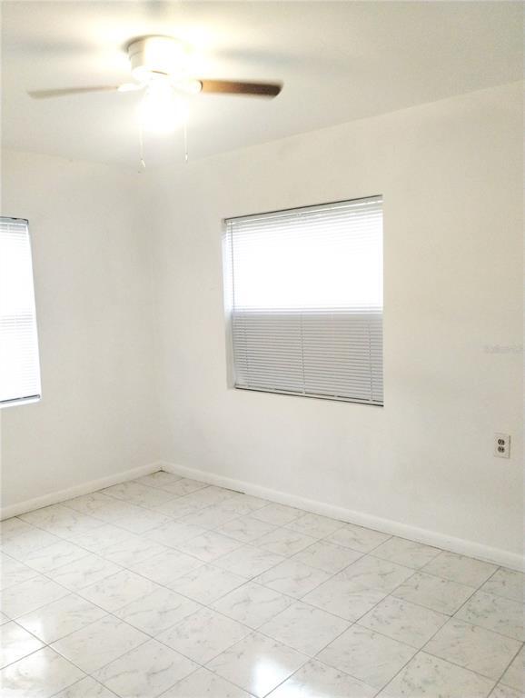 Foto del edificio - 147 Palm Dr