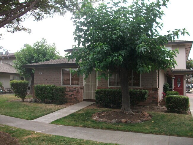 Foto del edificio - Remodeled 2 bedroom 1 bath
