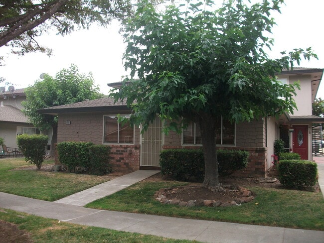 Building Photo - Remodeled 2 bedroom 1 bath