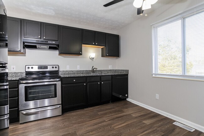 Foto del edificio - 1408 Graymont Ct
