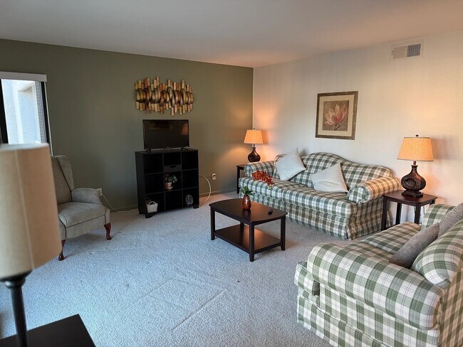Foto del edificio - 35200 Cathedral Canyon Dr