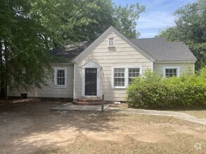 Building Photo - 507 N Cleveland St
