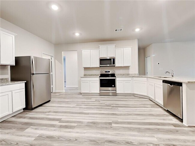 Building Photo - 231 Oliver Dr