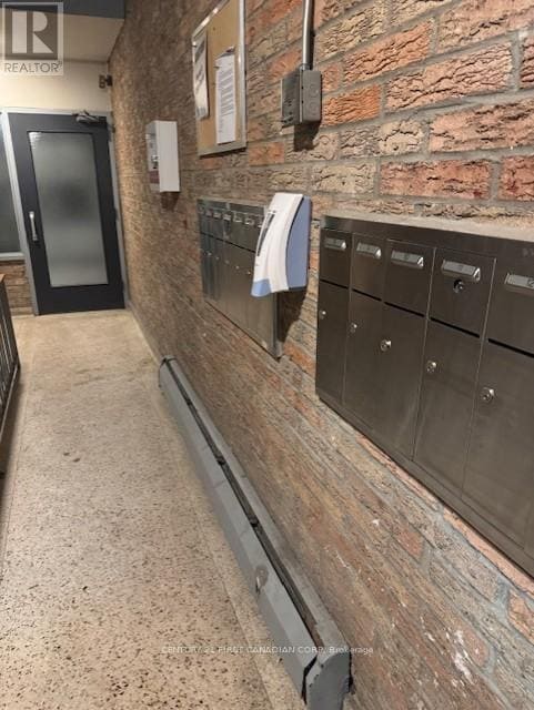 Building Photo - 675 Wonderland Rd S