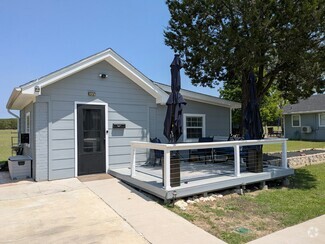 Building Photo - 5105 Westcliff Rd
