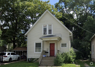 Building Photo - 219 Adams St