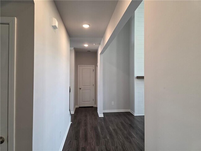 Foto del edificio - 76 Honeydew Ln
