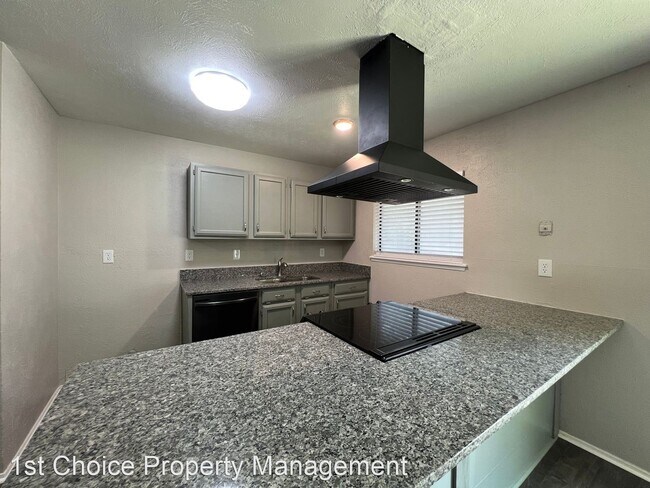 Building Photo - 3 br, 2 bath House - 5809 Deerfoot Tr