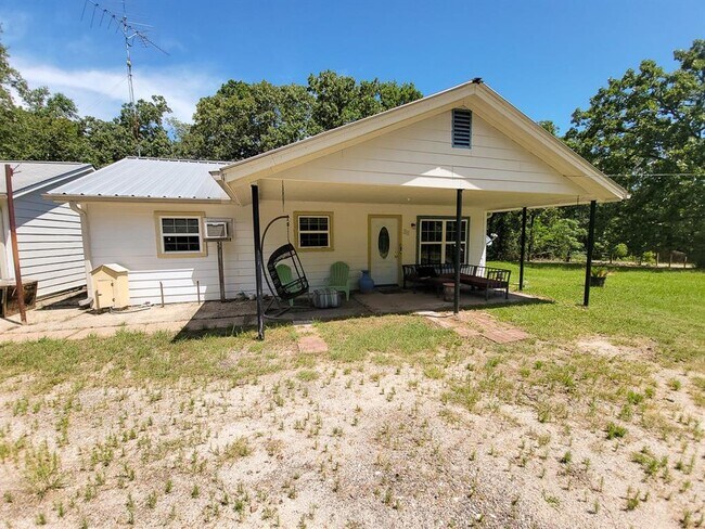 Building Photo - 11 Winding Ridge