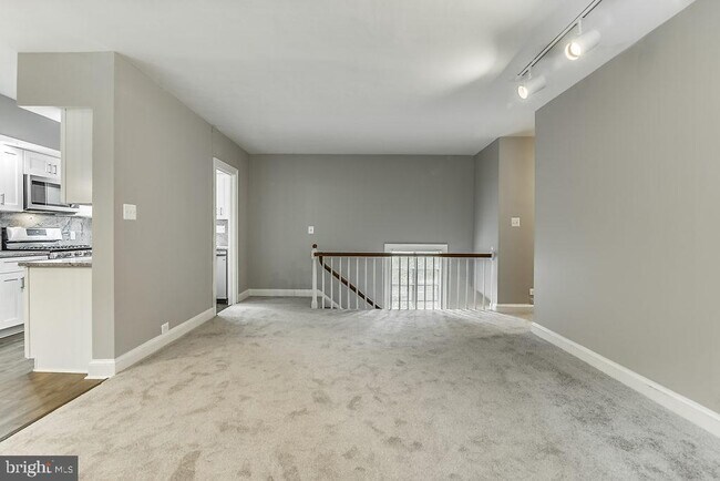 Building Photo - 1655 Preston Rd