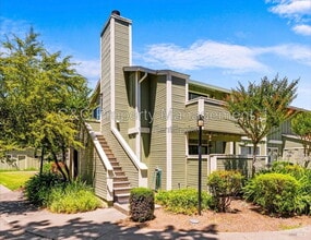 Building Photo - 192 Agua Caliente Rd W