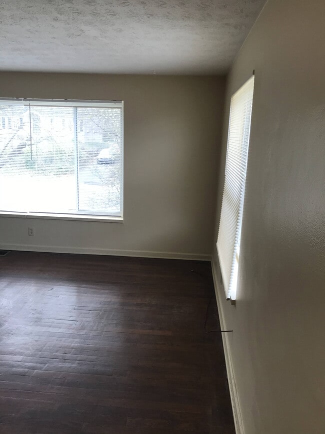 Building Photo - 4278 Catalpa Dr