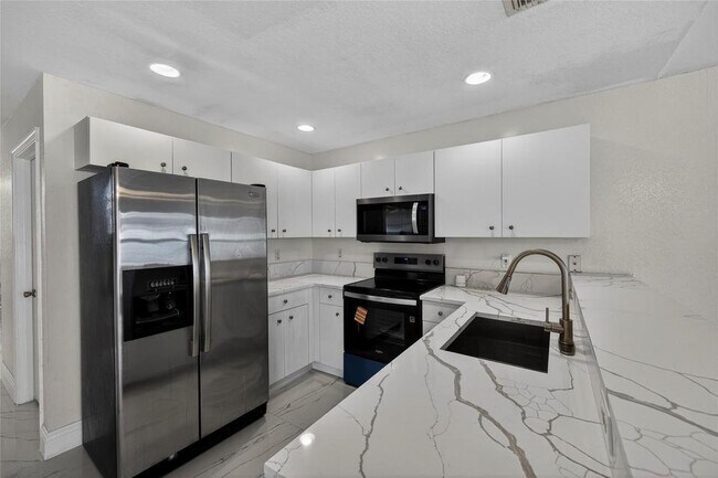 Foto del edificio - 85 Citrus Park Ln