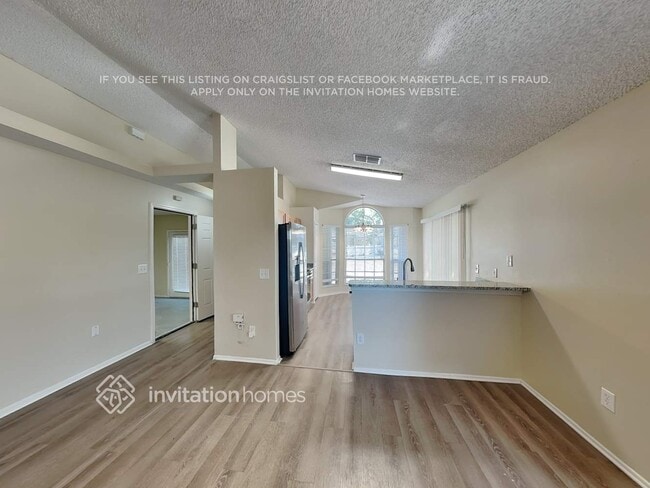 Building Photo - 472 Winding Oak Ln