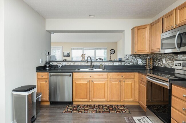 Building Photo - 5943 Wilderness Dr