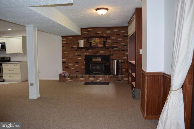 Foto del edificio - 7023 Kelly Rd