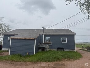 Building Photo - 718 Box Elder Rd W