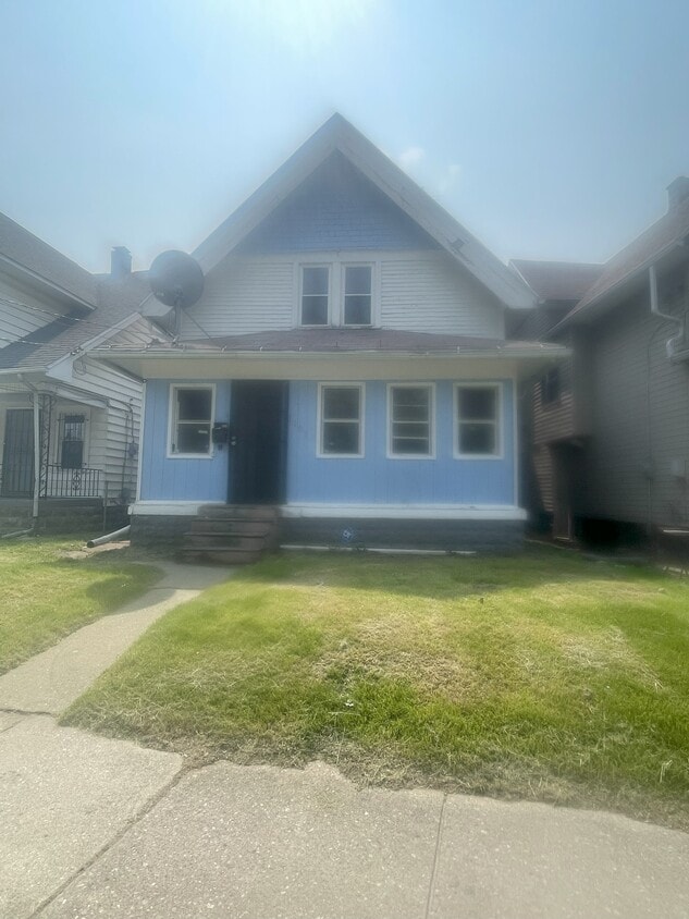 Primary Photo - 3103 Cottage Ave