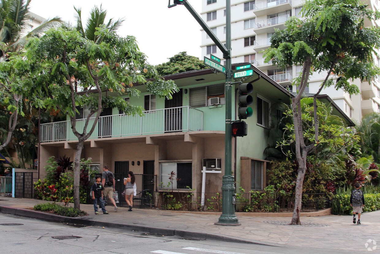 Primary Photo - 2480 Kuhio Ave
