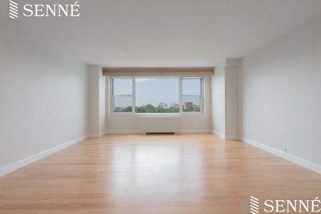 Building Photo - 151 Tremont St